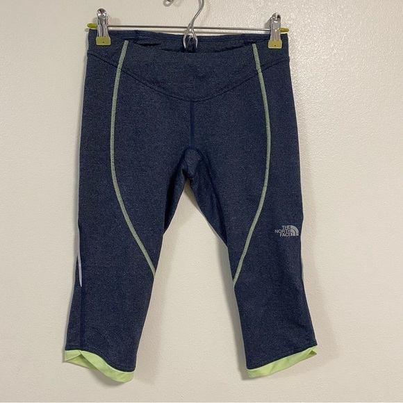 The North Face Leggings Woman’s Size Small Gray GTD Capri Active Leggings - Picture 1 of 14